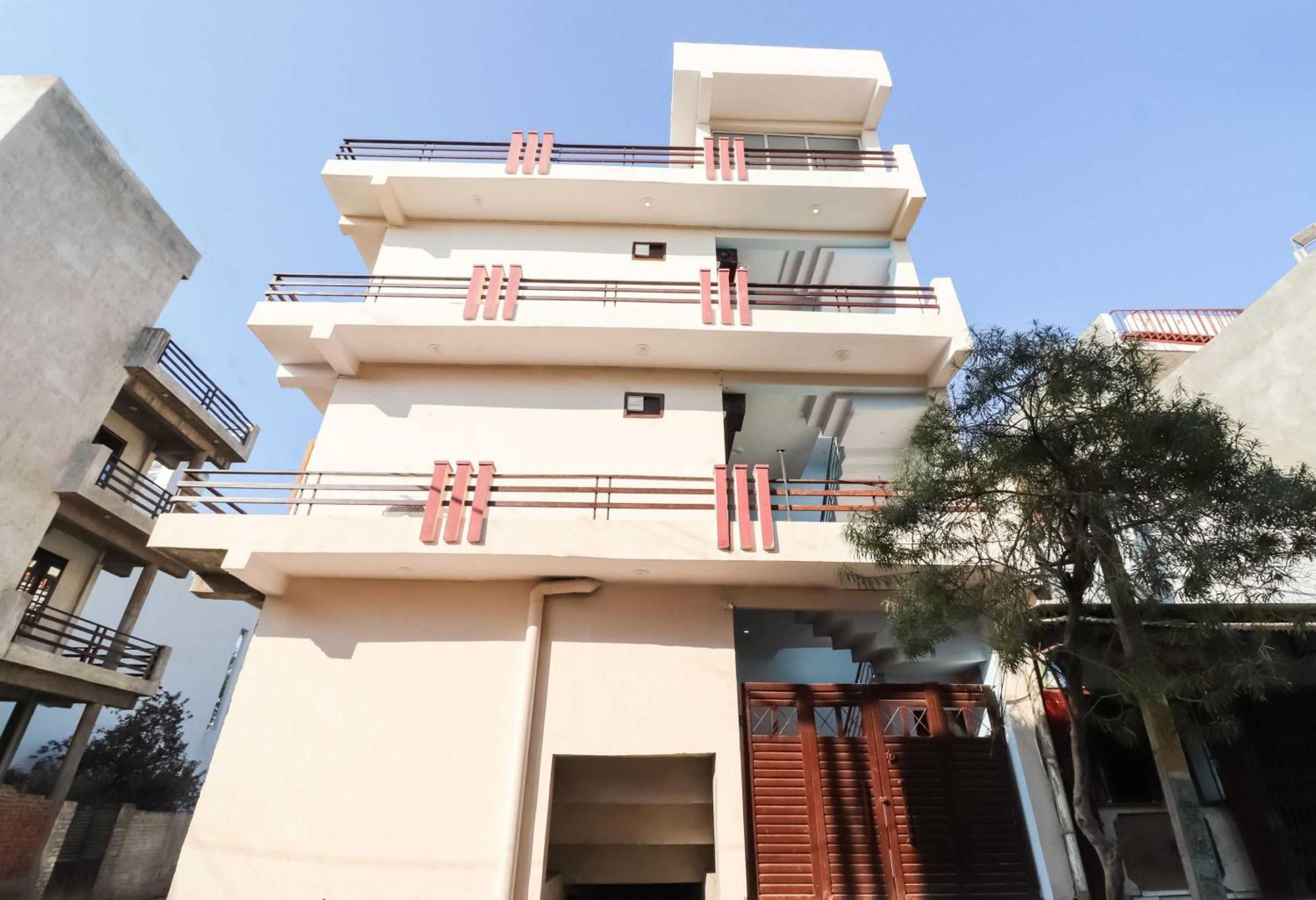 Hotel O The Velvet Chinhat Tiraha Luaran gambar