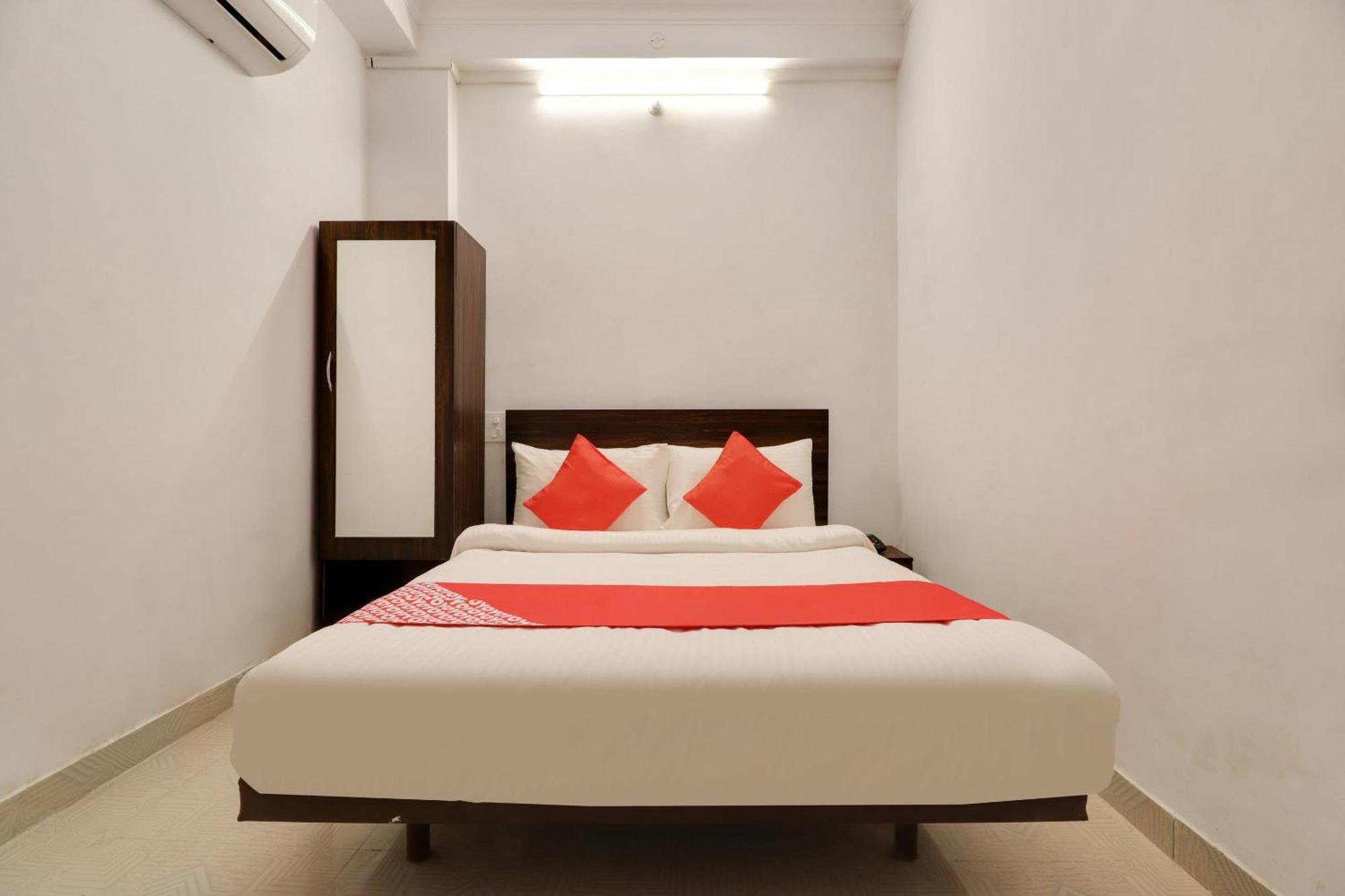 Hotel O The Velvet Chinhat Tiraha Luaran gambar